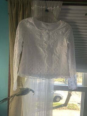 SO White Lace Long Sleeve Top